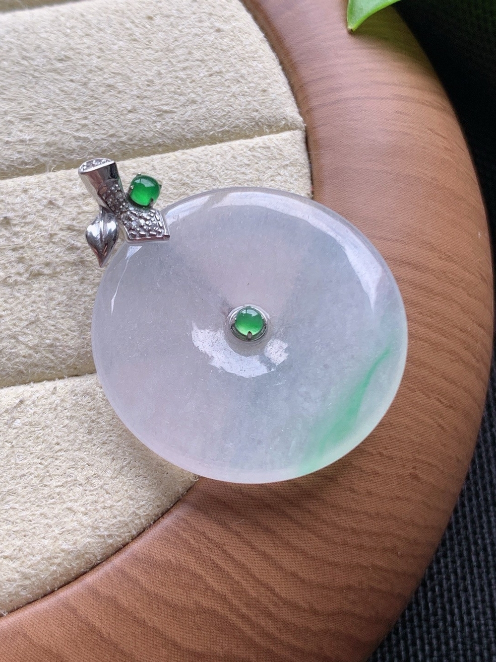 Certified Tpye A Genuine Jadeite Pendant Necklace with Green Accents